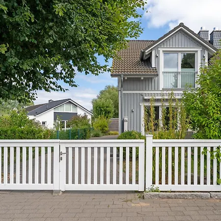 Strandhaus Goldfasan Haus B Holiday home